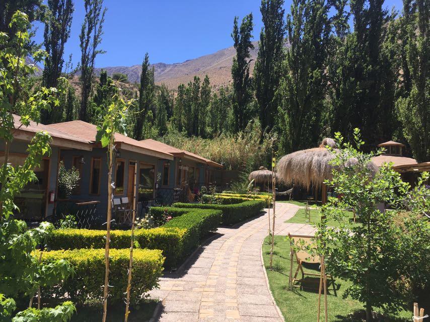 Hotel Faro Del Valle Pisco Elqui Exterior photo